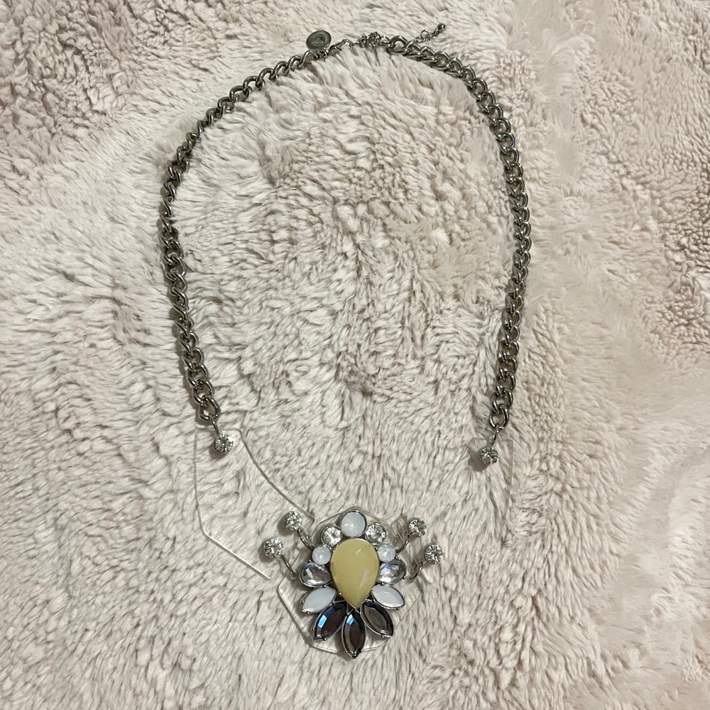 Sparkling Statement Necklace Flower Rhinestone